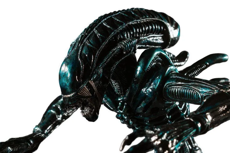 Aliens - Alien Water Attack Statue - Image 5