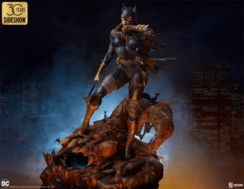 Batman - Batgirl Premium Format Statue - Image 17