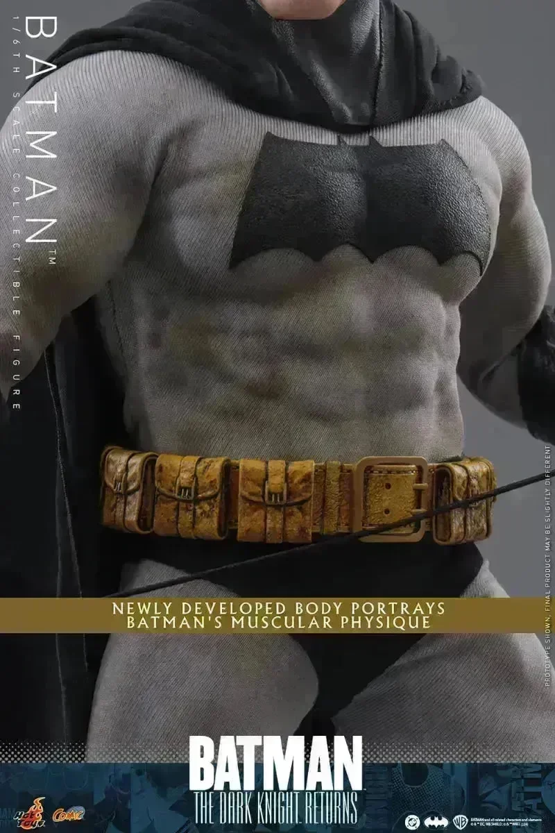 Batman: Dark Knight Returns - Batman 1:6 Scale Collectable Action Figure - Image 12
