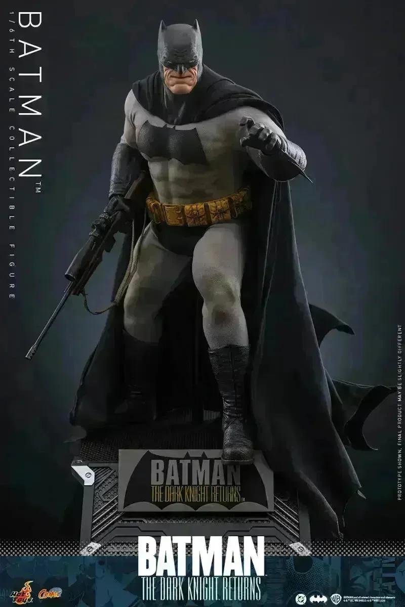 Batman: Dark Knight Returns - Batman 1:6 Scale Collectable Action Figure - Image 7