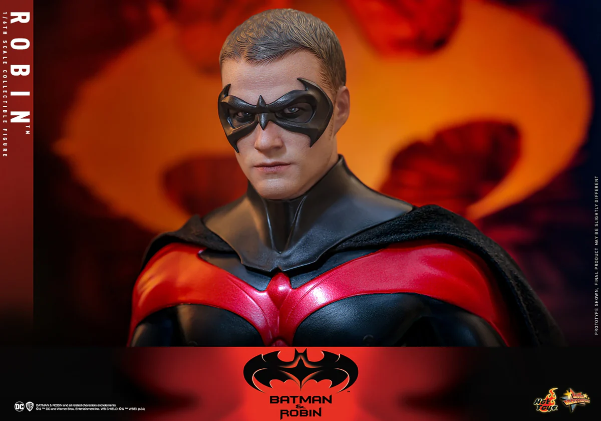 Batman & Robin - Robin 1:6 Scale Collectable Action Figure - Image 14