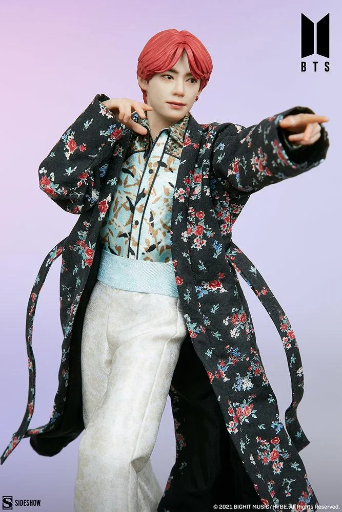 BTS - V Deluxe Statue - Image 10