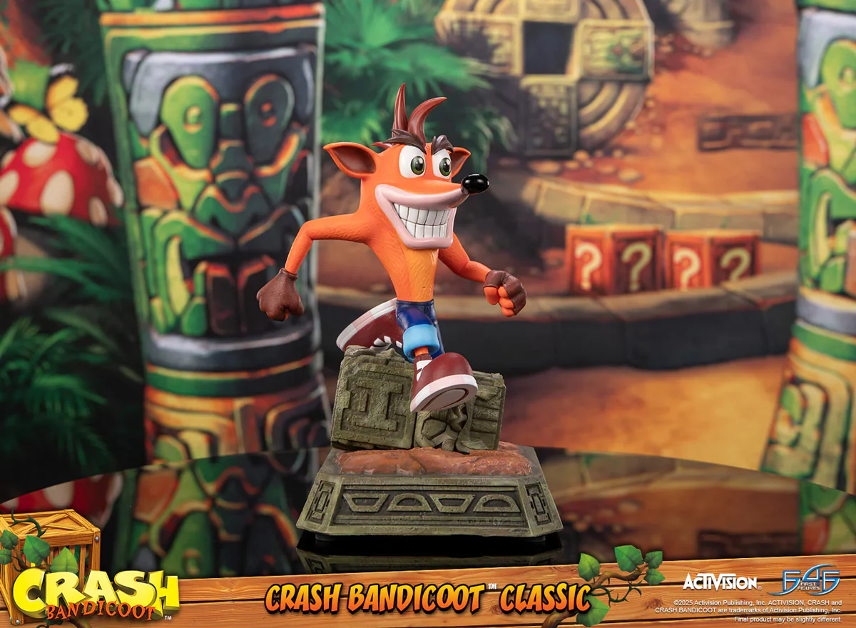 Crash Bandicoot - Crash Running Statue - Image 4