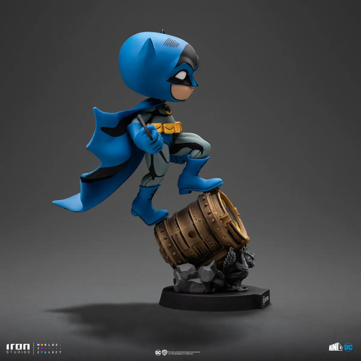 DC - Batman On Bat-Signal (Blue Ver.) Minico Vinyl - Image 5