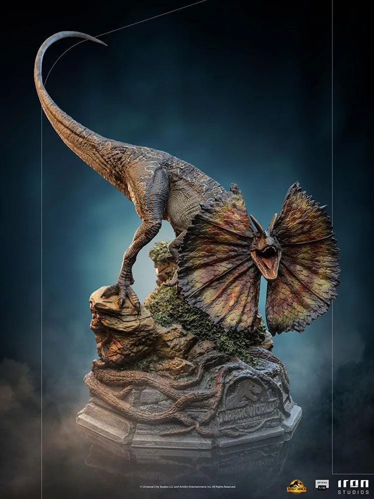 Jurassic World 3: Dominion - Dilophosaurus 1:10 Scale Statue - Image 2