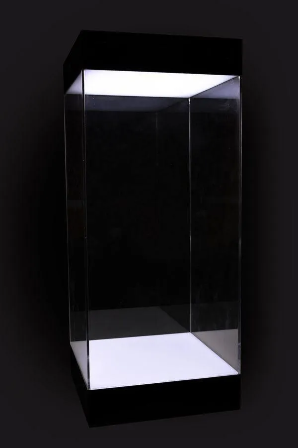 Light-Up Acrylic Display Case 204 x 204 x 400mm - Image 2