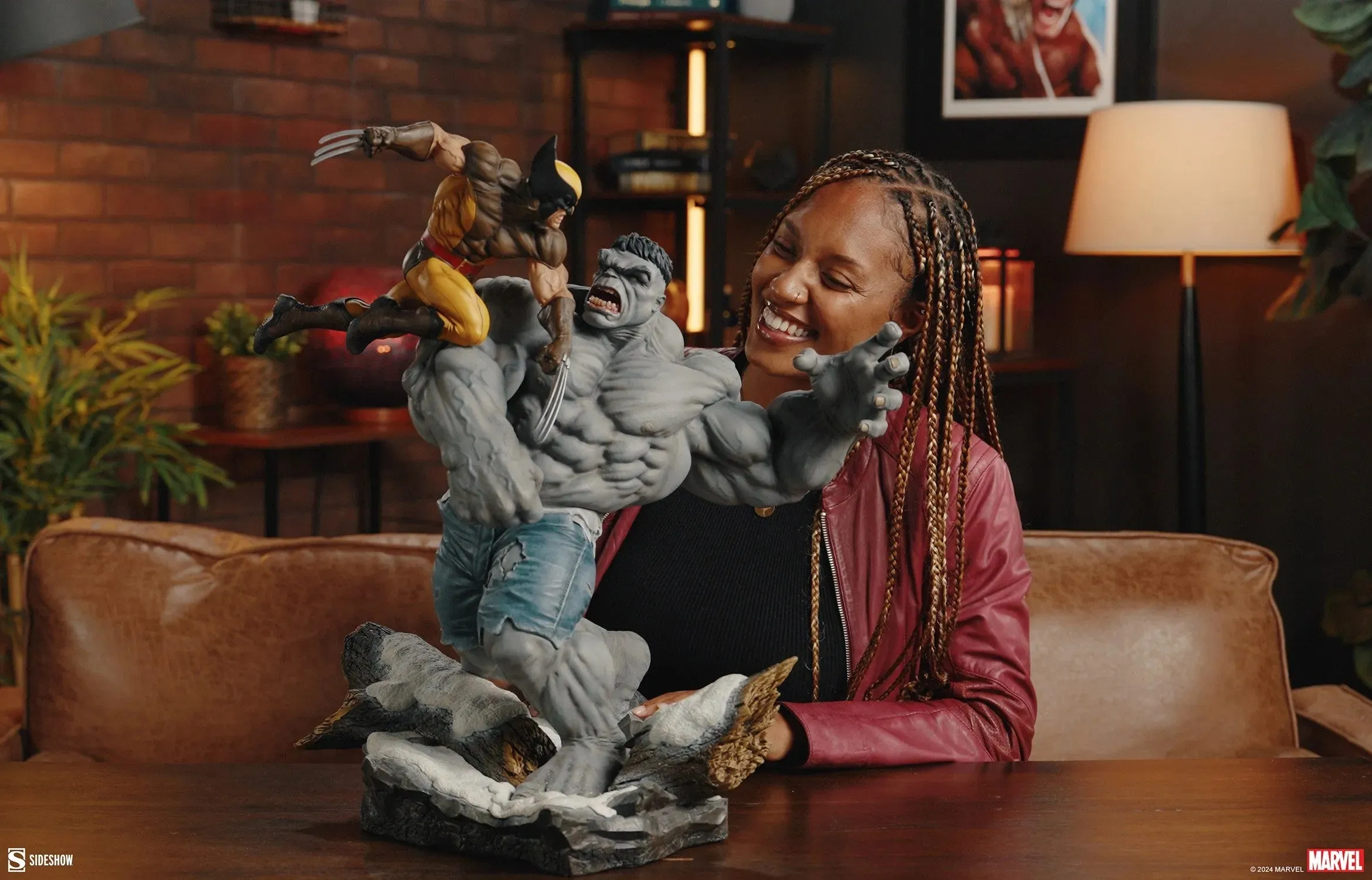 Marvel Comics - Grey Hulk vs Wolverine Maquette - Image 14