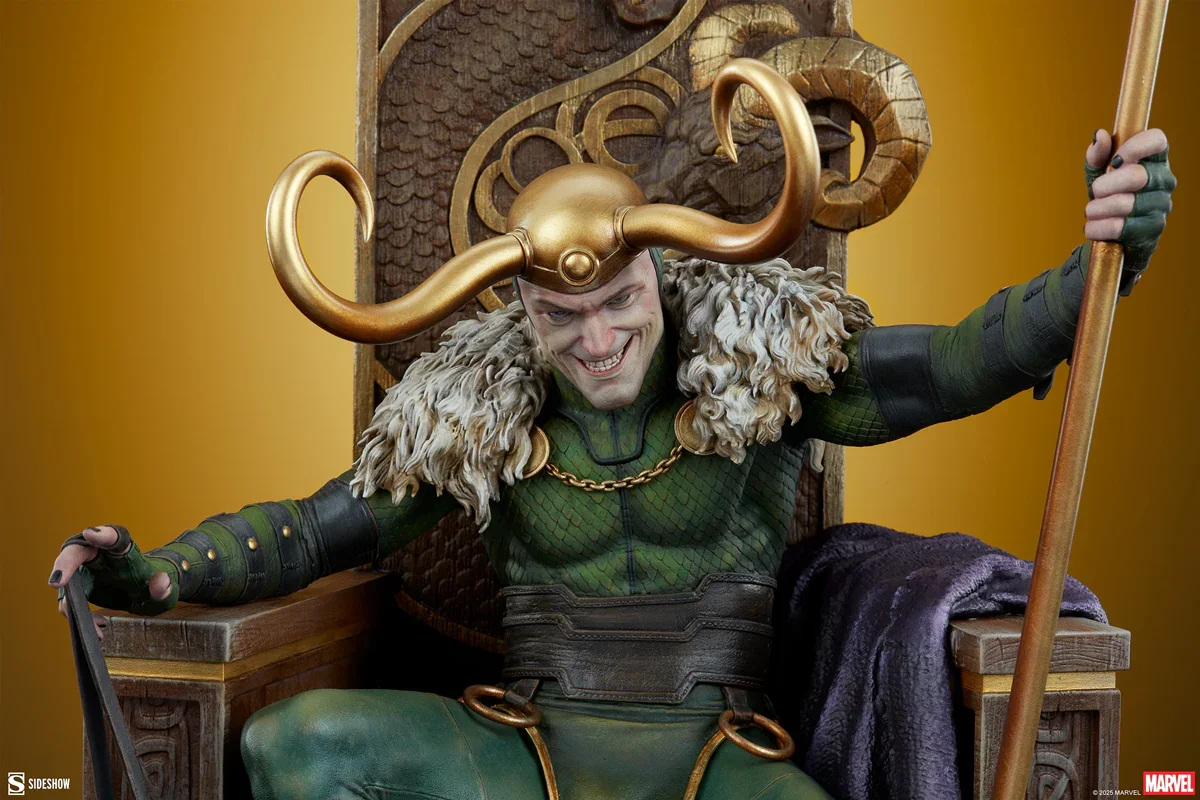 Marvel Comics - Loki Premium Format Statue - Image 13
