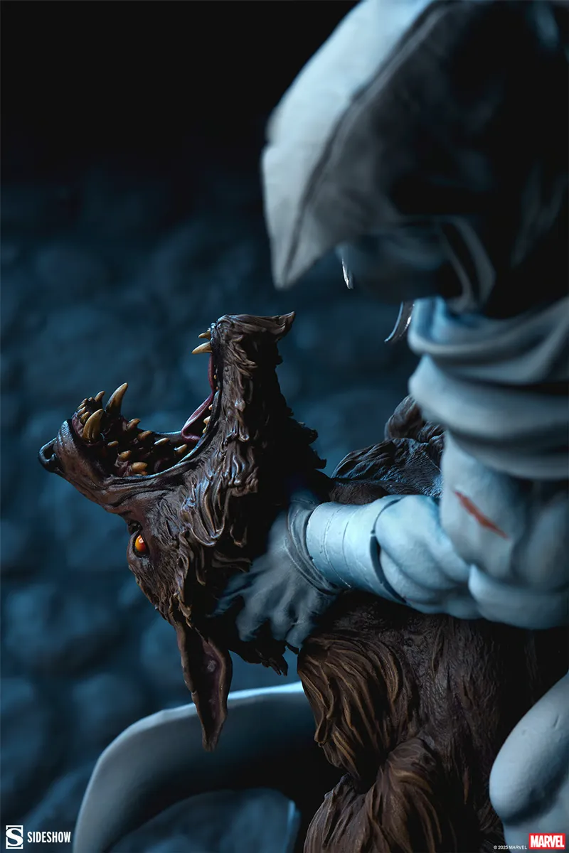 Marvel - Moon Knight Premium Format Statue - Image 8