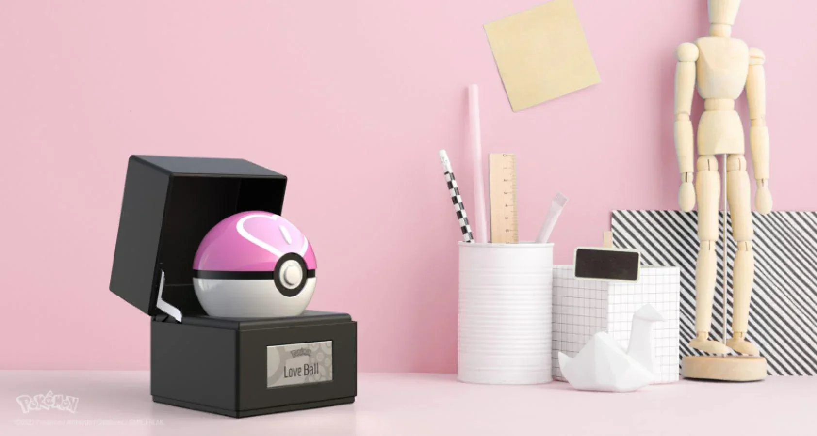 Pokemon - Love Ball 1:1 Scale Life-Size Die-Cast Prop Replica - Image 6