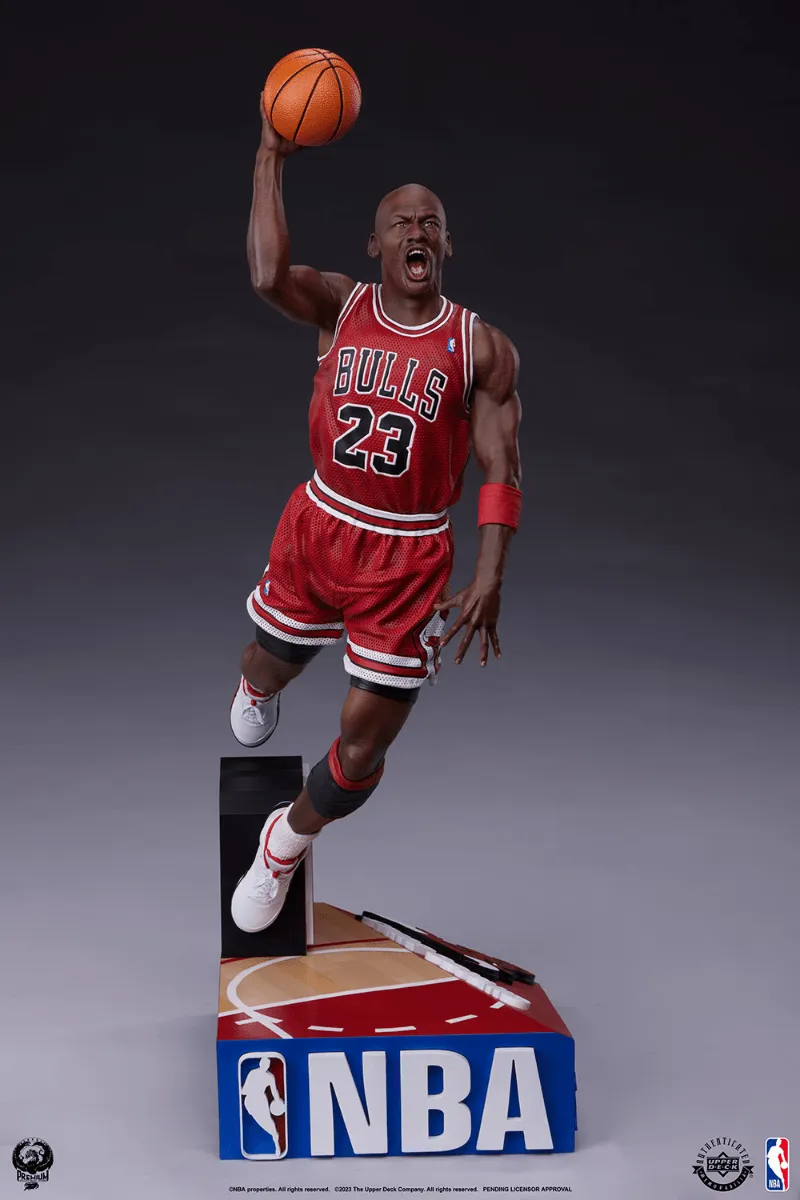 NBA - Michael Jordan 1:4 Scale Statue - Image 8