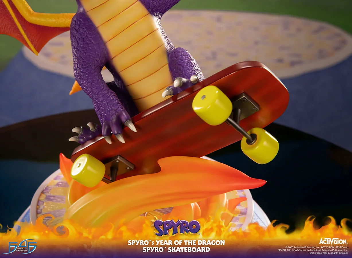 Spyro: Year Of The Dragon - Skatebaord Statue - Image 4