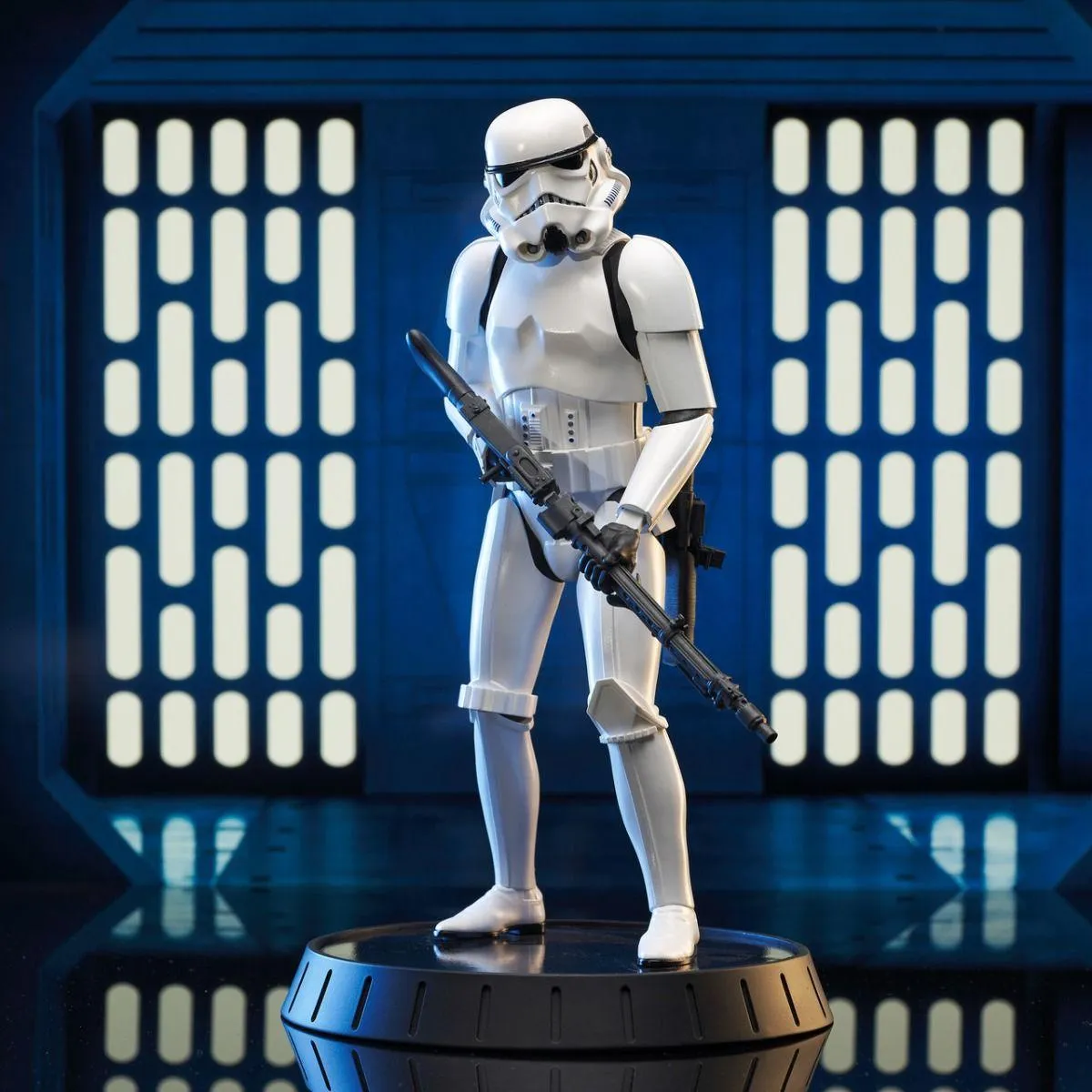 Star Wars - Stormtrooper Milestones Statue - Image 6