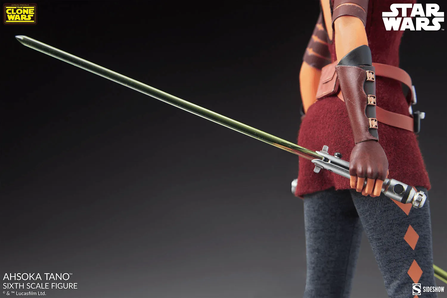 Star Wars: The Clone Wars - Ahsoka Tano 1:4 Scale Action Figure - Image 12