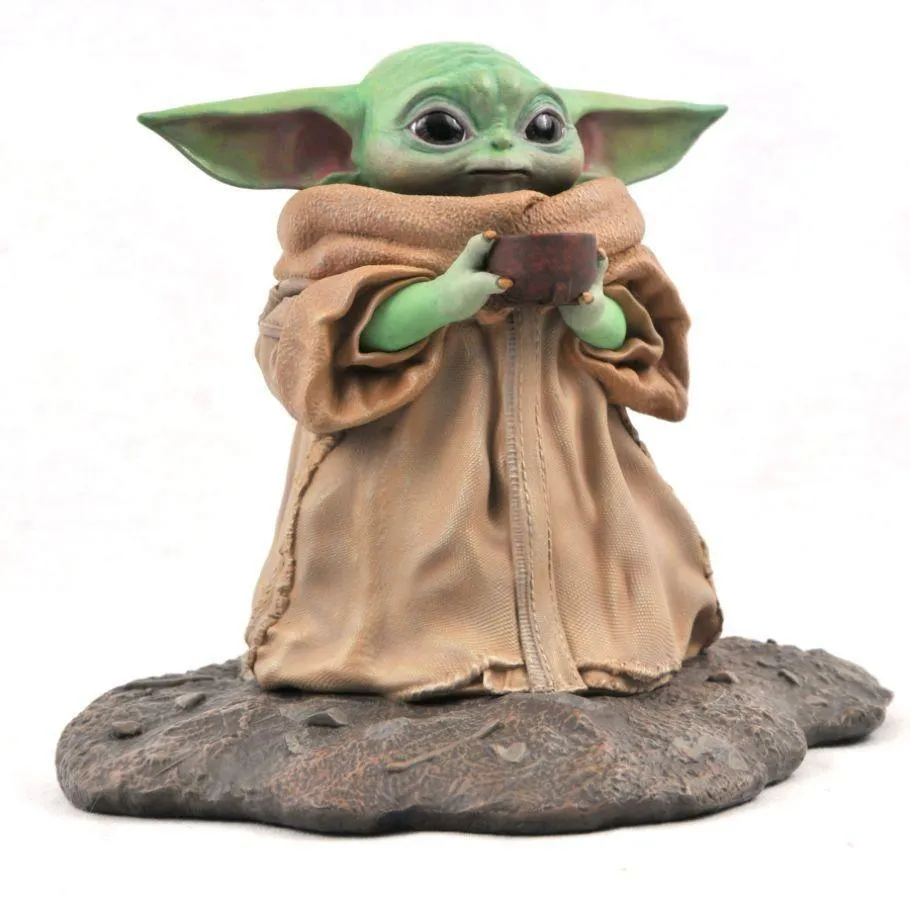 Star Wars: The Mandalorian - The Child with Soup Bowl 1:2 Scale Statue - Image 2