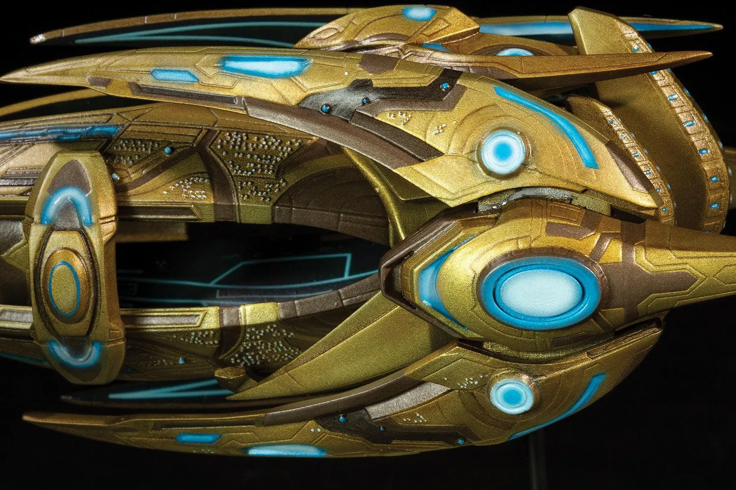 Starcraft - Protoss Carrier Ship Replica - Image 9