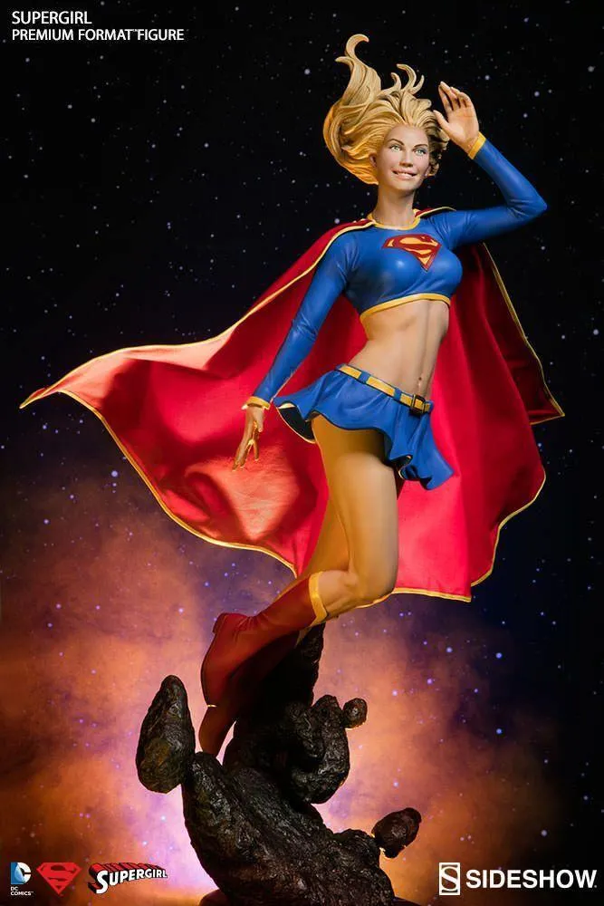 Superman - Supergirl Premium Format 1:4 Scale Statue - Image 3
