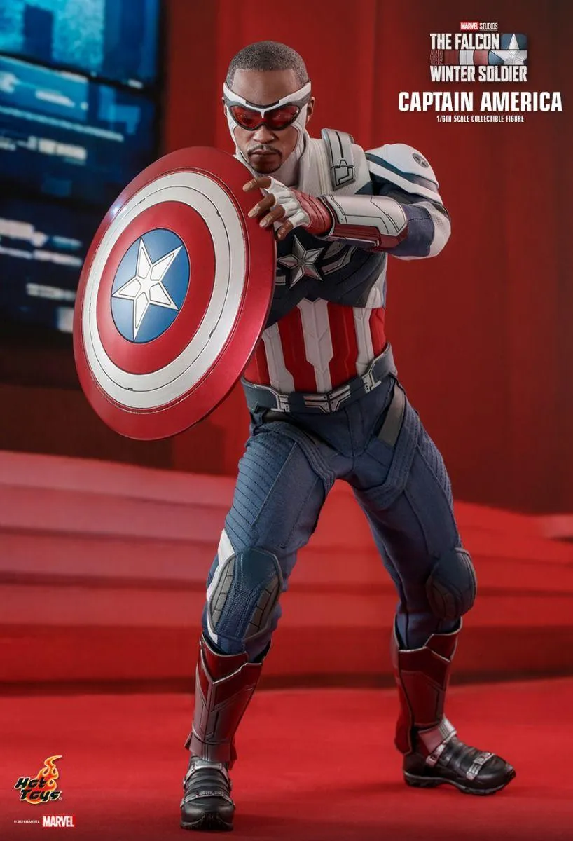 The Falcon and the Winter Soldier - Captain America 1:6 Scale Collectable Action Figure - Image 15