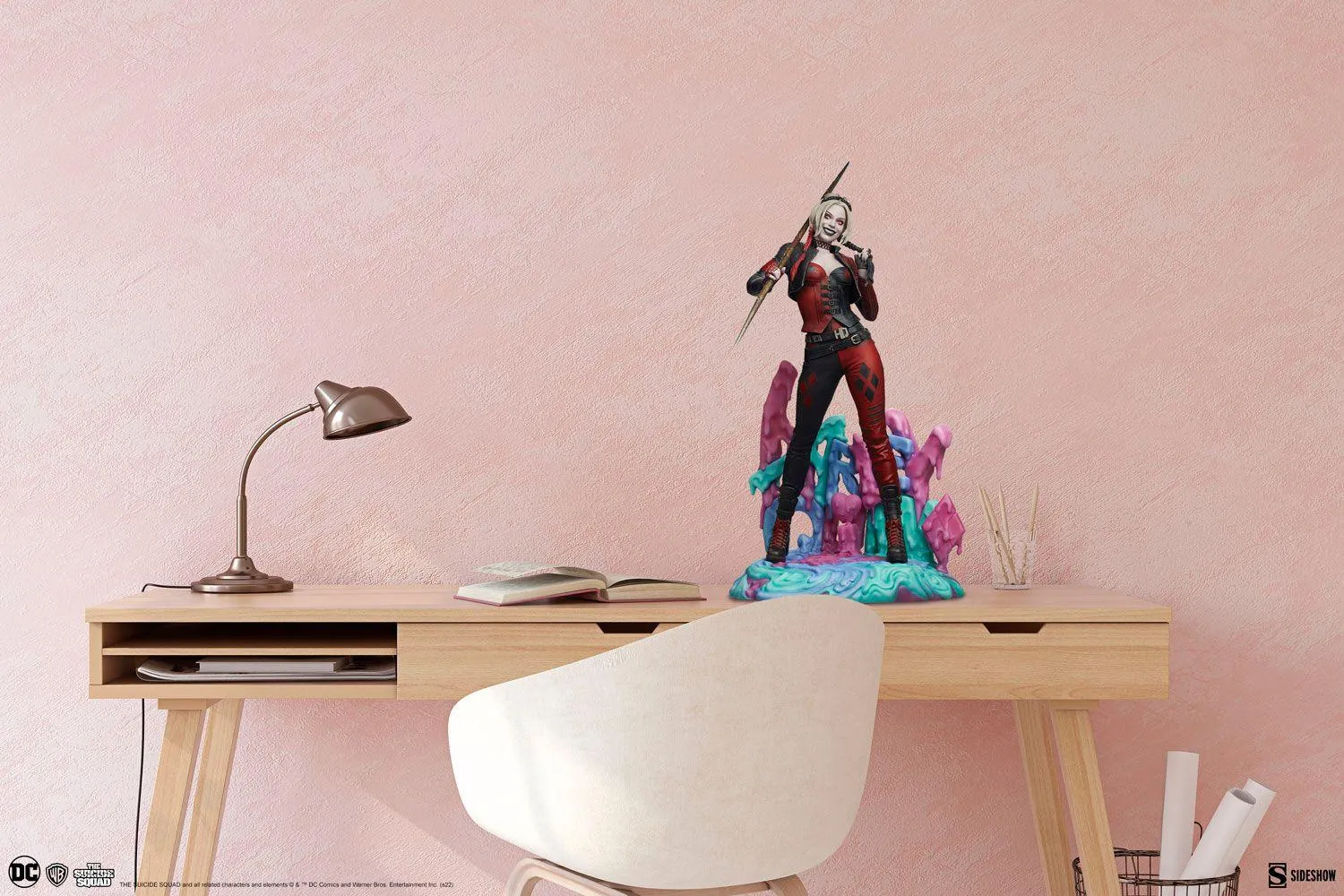 The Suicide Squad - Harley Quinn Premium Format Statue - Image 5