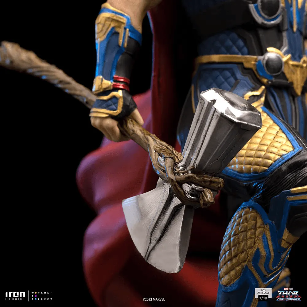 Thor 4: Love and Thunder - Thor 1:10 Scale Statue - Image 13