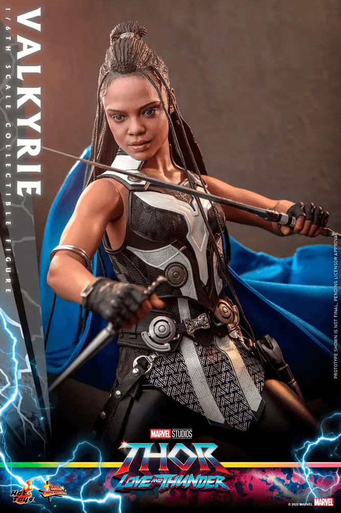 Thor 4: Love and Thunder - Valkyrie 1:6 Scale Collectable Action Figure - Image 10