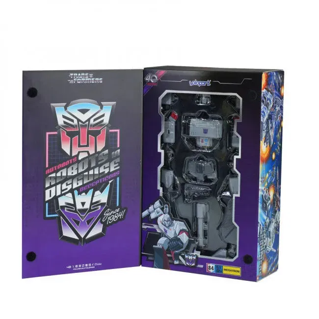 Transformers Generation One: 20cm Megatron Model Kit (AMK Series) - Image 2