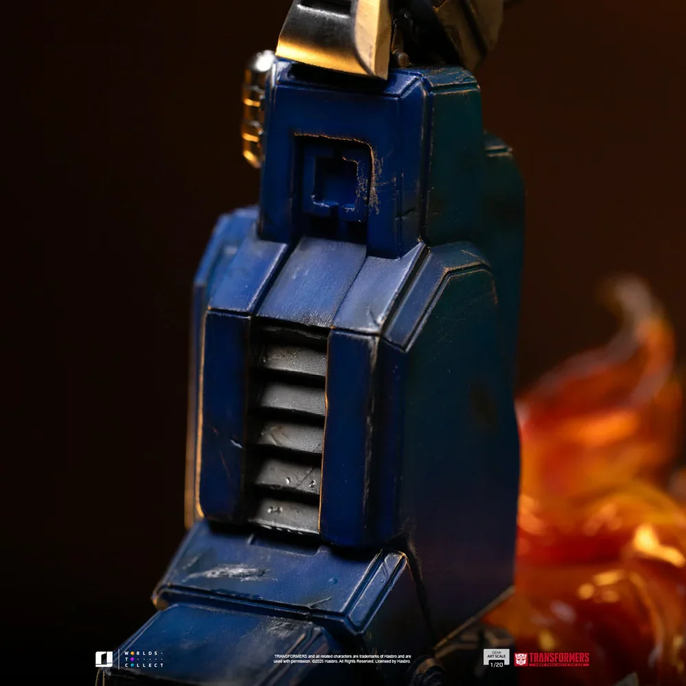 Transformers - Optimus Prime Demi Art 1:20 Scale Statue - Image 7